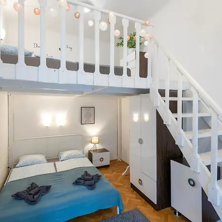 Walnut Tree Apartment Budapest